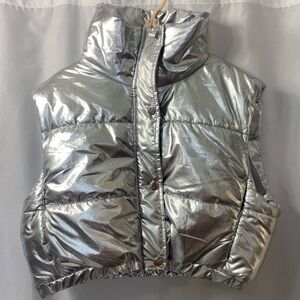 Bikercore Cropped Silver Puffer Vest